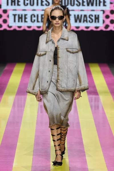 Look 51